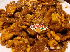 传统老爆三-陈傻子餐厅(世纪都会店)