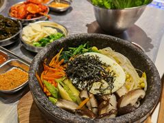 -哈哈碳都·牛肋条无限自助烤肉(台江万达店)
