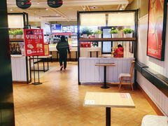 大堂-肯德基(沈辽路店)