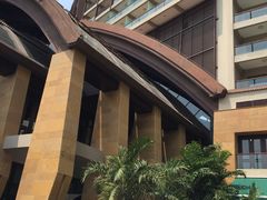 -三亚湾海居铂尔曼度假酒店