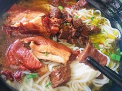 -花溪巷牛肉粉(泉城路店)