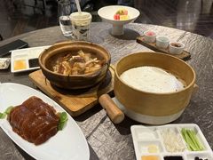 酸白菜炒烟熏肥肠-北京泰富酒店-柏景轩中餐厅