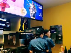 -麦当劳(中山公园龙之梦店)