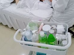 -凡碧诗毛孔清洁收细