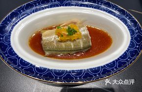 Hainan Yellow Pepper Sauce Steamed Eastern Sea Grouper