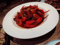 麻辣小龙虾-麻辣总动员·川派海鲜·现炒浇头面·自贡菜(五彩城店)