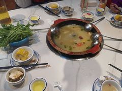 -牛得很·鲜牦牛肉烧烤·牛羊肉菌汤锅(康定店)