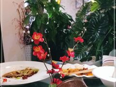 -忘忧草融合私房菜(红鼎国际店)