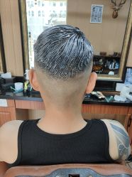 -纯剪男士理发馆·烫染专业店