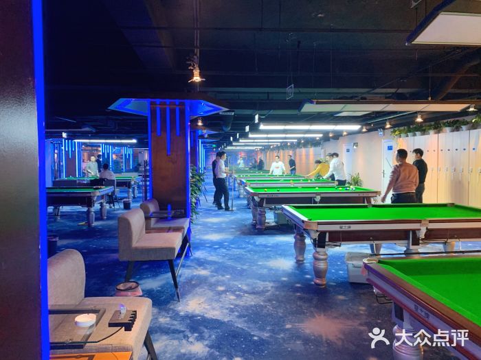云鼎台球俱乐部图片