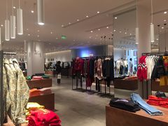 -URBAN REVIVO(西安Momopark店)