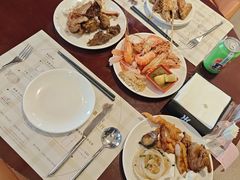 -荣誉国际酒店-云顶旋转餐厅