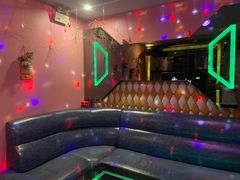 -欢乐驿站量贩式KTV(西丽店)