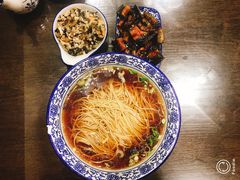 红汤面底-裕兴记•蟹黄面馆(人民广场店)