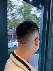 -男先生男士理发馆