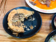 锅盔-青石桥老瓦房肥肠粉总店(青石桥总店)