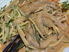 -关东小磨东北菜(上海长风大悦城店)