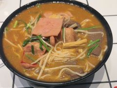 -肥汁米蘭香港米线(长宁来福士店)