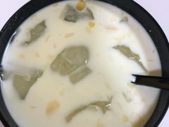 椰奶清补凉-志龙皇冠吃货椰子铺