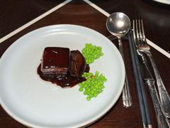 鲍鱼红烧肉-杭州西子湖四季酒店·金沙厅