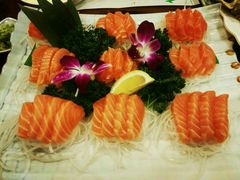 -青瓦餐厅·生鱼片·韩园烤肉(西塔店)