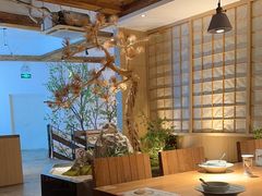 -蜜桃餐厅·伴山(湖滨商业街店)