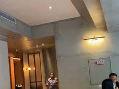 -渝半城经典川粤菜(重庆天地店)