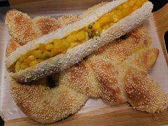 -奈雪的茶(亨特国际广场店)