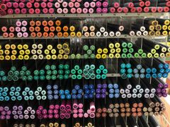 -三原色美术用品专营店(亿达新世界店)