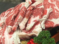 -铭牛烧肉·和牛海鲜自助(高新月牙湖店)