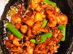 石锅杭椒牛蛙-桂满陇天书(南京德基旗舰店)