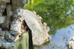 -一揽芳华汉服旗袍体验馆(拙政园店)
