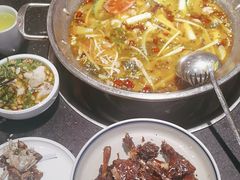 -小饕荟雅安贡椒鱼鲜馆(广福桥店)