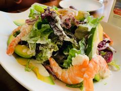 牛油果鲜虾沙拉-UPPER KITCHEN(延安路店)