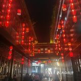 图片中的可能很多游客没有到的绿色的公园