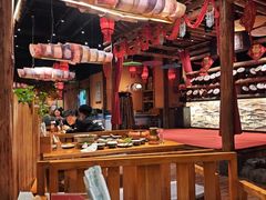 -老滇山寨•云南特色菜•地方菜•民族风情歌舞表演(金碧店)