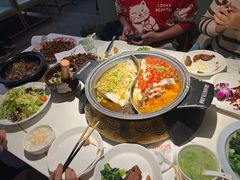 -阿瓦山寨·湘菜现炒·剁椒鱼头王(咸阳总店)