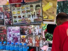 -詹爷爷乌节路街头冰淇淋