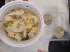 -笑来喜馄饨小笼工坊(通扬路店)