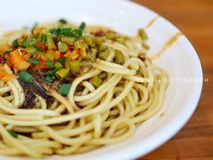 招牌热干面-德泓面馆(颐高店)