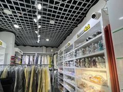 -翰皇直营洗衣洗鞋(望京鹿港店)