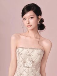 点击看大图 -Renee芮亦婚纱