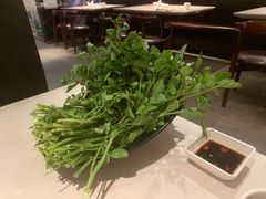-肥仔文澳门猪骨煲(南京西路店)