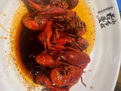 -龙巢盱眙龙虾·牛蛙·烧烤宵夜(八卦岭店)