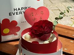 -花花卷卷·鲜食蛋糕(静安久光百货店)