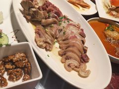 椒盐咸香蹄-碧丽宫大酒店(召稼楼店)
