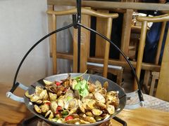吊锅花蛤-东来菜馆•手抓海鲜家常菜•海鲜锅贴(鸽子窝店)