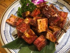 -金石青云炭火烤肉店(中房上东花墅店)