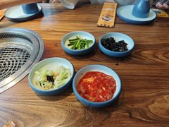 -明洞阿姨·韩式酱蟹烤肉·创意料理(三元桥店)