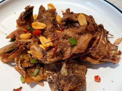-三人行骨头王火锅(长寿店)